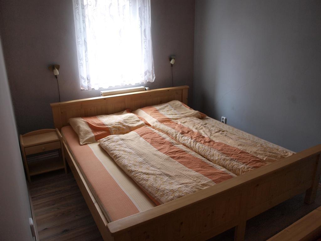 Apartments Viktoria Klinovec Kovářská Eksteriør bilde